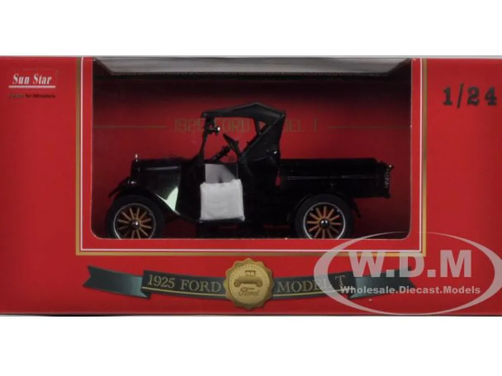 1925 Ford Model T Closed Convertible Pickup Truck Black 1/24 Diecast Model Car Sun Star 1860