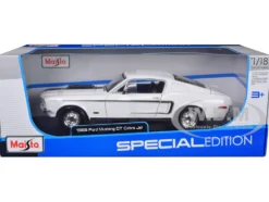 1968 Ford Mustang CJ Cobra Jet White 1/18 Diecast Model Car Maisto 31167