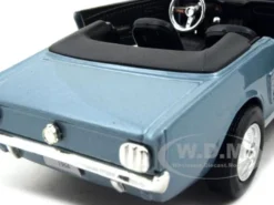 1964 1/2 Ford Mustang Convertible Blue 1/24 Diecast Model Car Motormax 73212