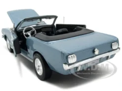 1964 1/2 Ford Mustang Convertible Blue 1/24 Diecast Model Car Motormax 73212