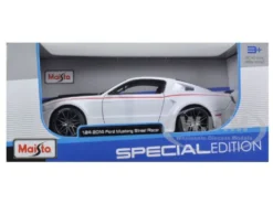 2014 Ford Mustang Street Racer White 1/24 Diecast Model Car Maisto 31506