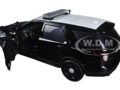 2015 Ford PI Utility Interceptor CHP California Highway Patrol 1/18 Diecast Model Car Motormax 73544
