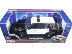 2015 Ford Police Interceptor Utility Black and White with Flashing Light Bar, Front and Rear Lights and 2 Sounds 1/18 Diecast Model Car Motormax 73996