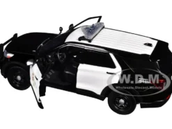 2022 Ford Police Interceptor Utility Black and White "Los Angeles Police Department (LAPD)" with Flashing Light Bar and Front and Rear Lights and Sounds 1/24 Diecast Model Car by Motormax