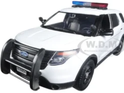 2015 Ford Police Interceptor Utility White with Light Bar and Sound 1/24 Diecast Model Car Motormax 79535