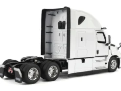 2025 Freightliner Cascadia Gen-5 Sleeper Cab Truck Tractor Winter White