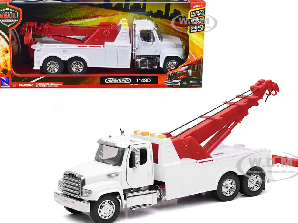 Freightliner 114SD Tow Truck White and Red Long Haul Trucker Series 1/32 Diecast Model New Ray 11023