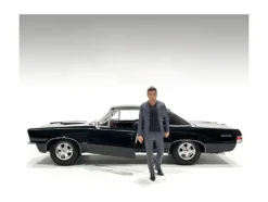 Gentlemen's Club Figure 4 for 1/24 Scale Models by American Diorama