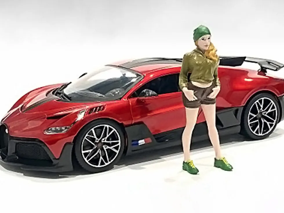 Girls Night Out Kate Figurine for 1/24 Scale Models American Diorama 76402