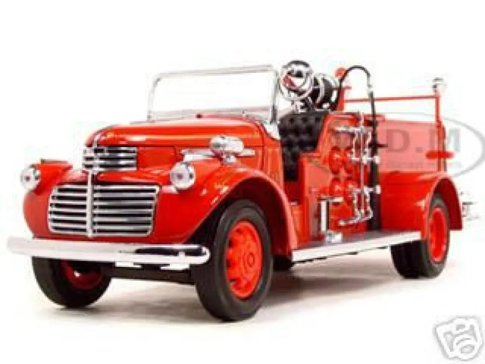 1941 GMC Fire Engine Red 1/24 Diecast Model Car Road Signature 20068