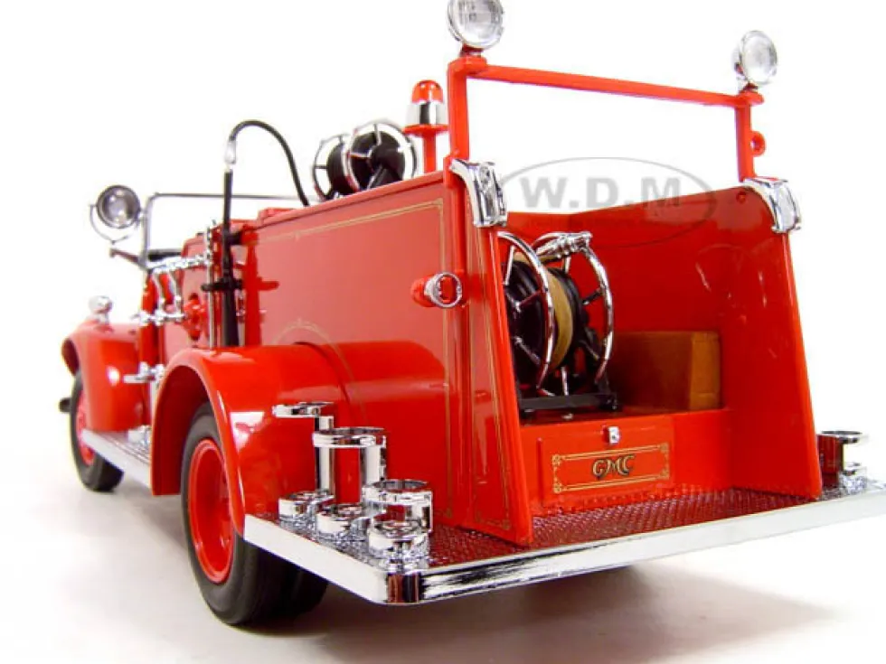 1941 GMC Fire Engine Red 1/24 Diecast Model Car Road Signature 20068