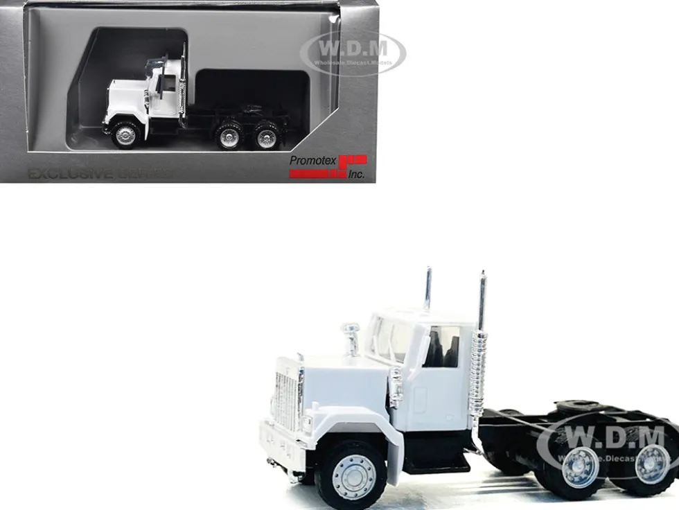 GMC Short Day Cab White 1/87 (HO) Plastic Model Car by Promotex
