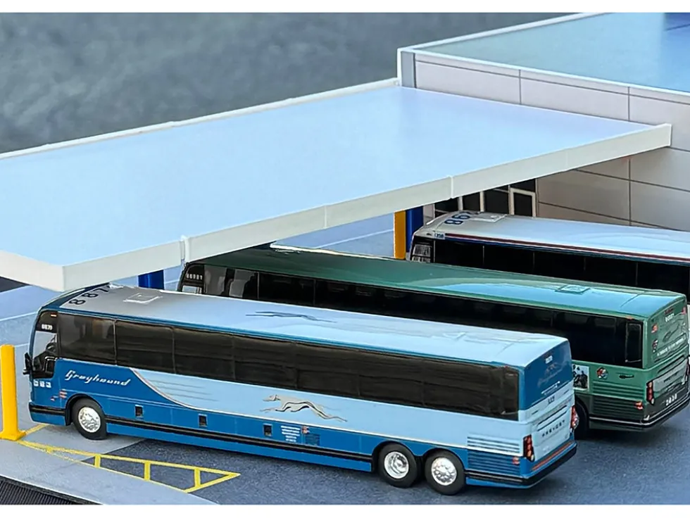 Greyhound Bus Station Diorama EZ Assembly Kit 1/87 (HO) Model by Iconic Replicas