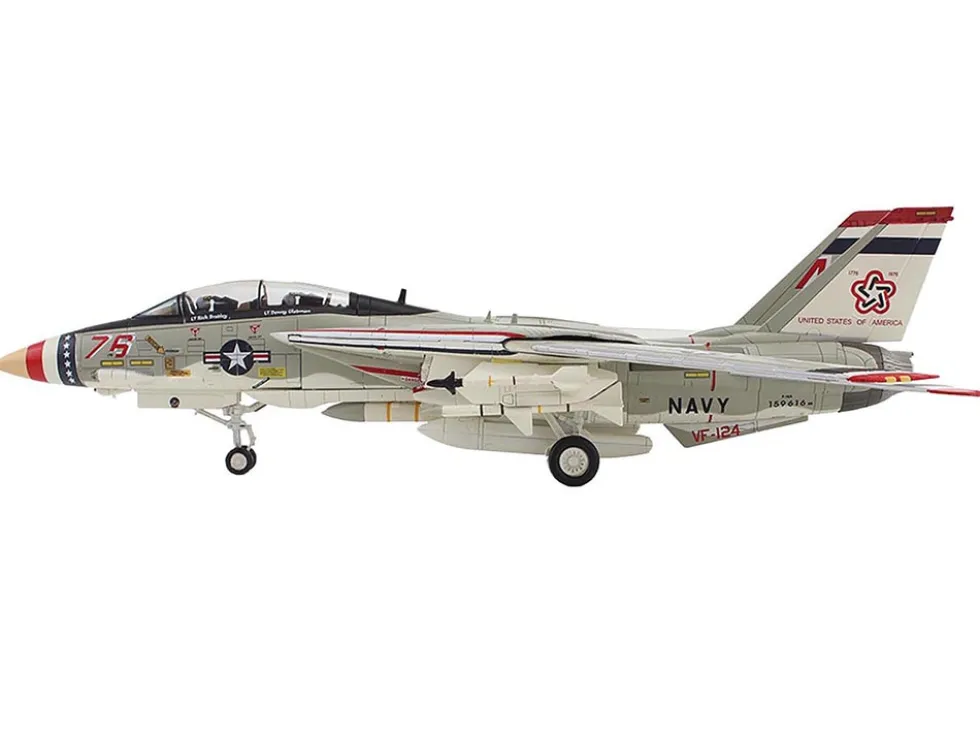 Grumman F-14A Tomcat Fighter Aircraft "Bicentennial Scheme, VF-124" (1976) United States Navy "Air Power Series" 1/72 Diecast Model by Hobby Master