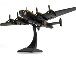 Handley Page Halifax MkV Bomber Aircraft "DK186, London’s Revenge - L for Lana, No. 427 Squadron, RAF Leeming" (1943) Royal Canadian Air Force "The Aviation Archive" Series 1/72 Diecast Model by Corgi