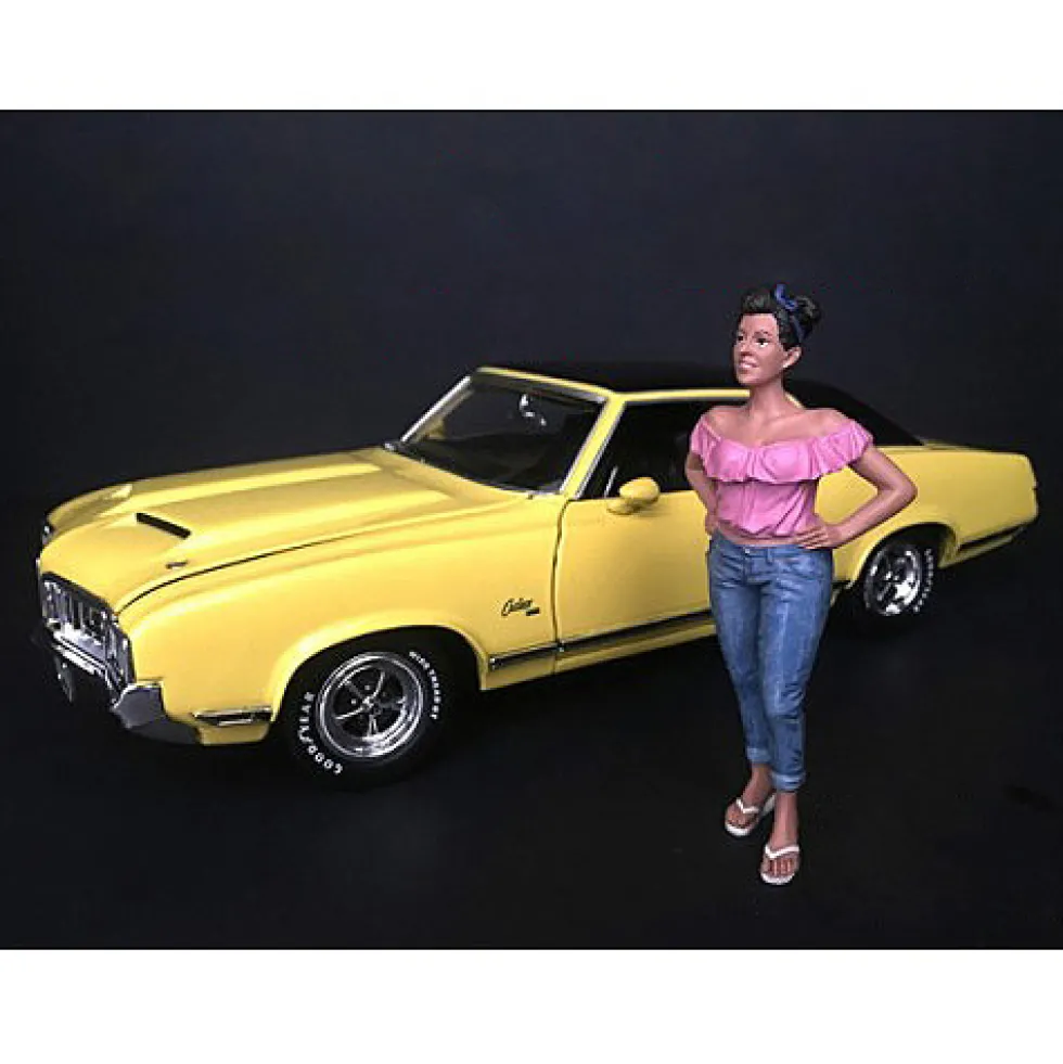 Hanging Out II Gloria Figurine 1/18 Scale Models American Diorama 38182