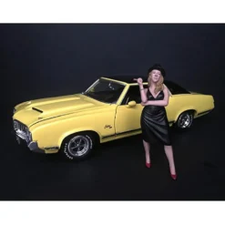 Hanging Out II Patricia Figurine 1/18 Scale Models American Diorama 38186
