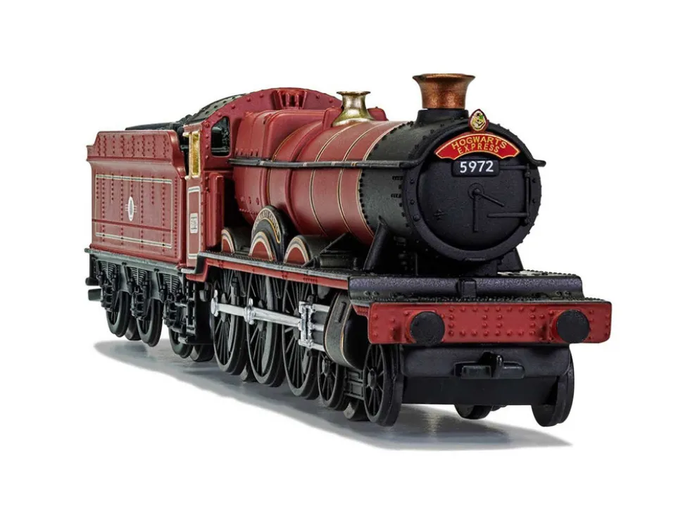 Hogwarts Express Locomotive with Coal Train Car Harry Potter Movie Series 1/100 Diecast Model Corgi CC99724