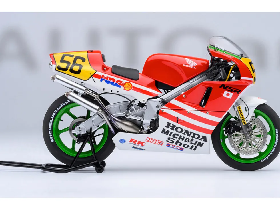 Honda NSR500 WGP500 Motorcycle #56 Red and White with Helmet "Baribari Legend" (1986) OVA 1/12 Model by Autoart