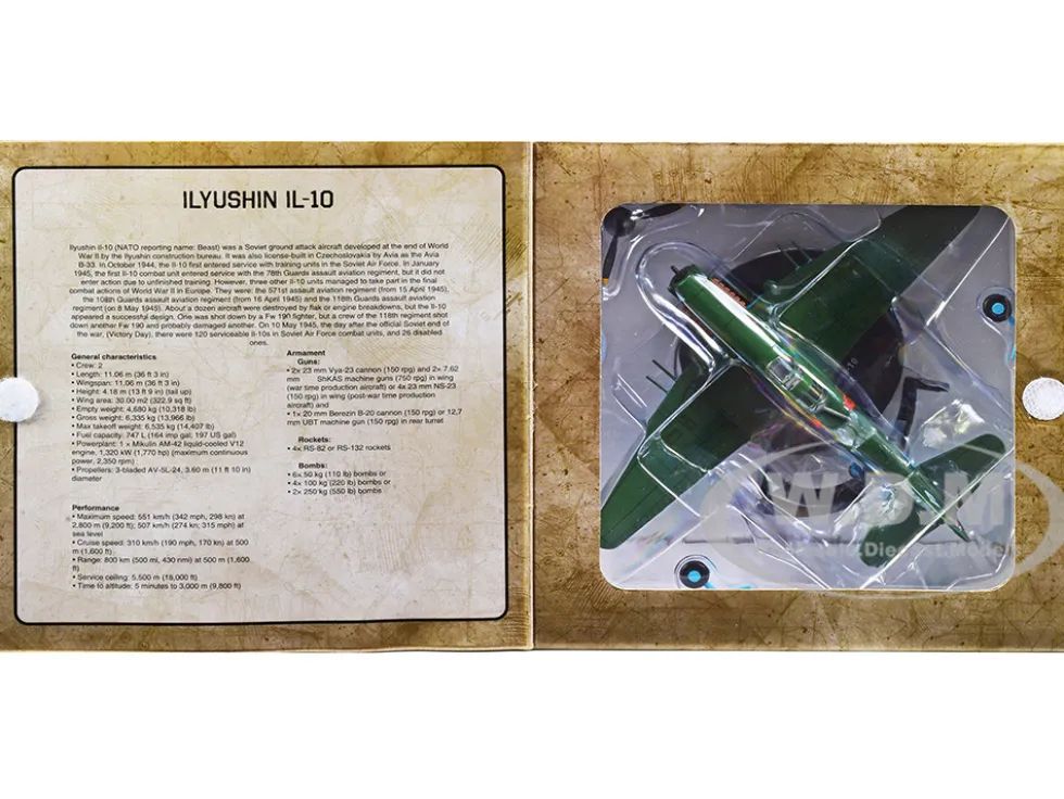 Ilyushin IL-10 Ground Attack Aircraft USSR 1944 1/72 Diecast Model Warbirds WWII 27290-45