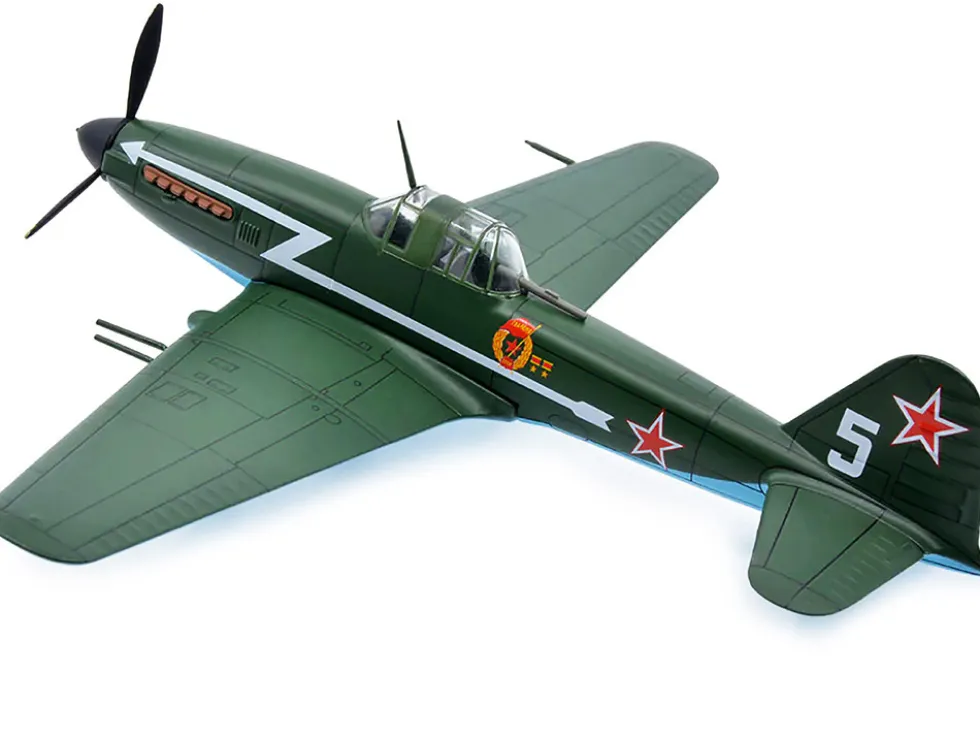 Ilyushin IL-10 Ground Attack Aircraft USSR 1944 1/72 Diecast Model Warbirds WWII 27290-45