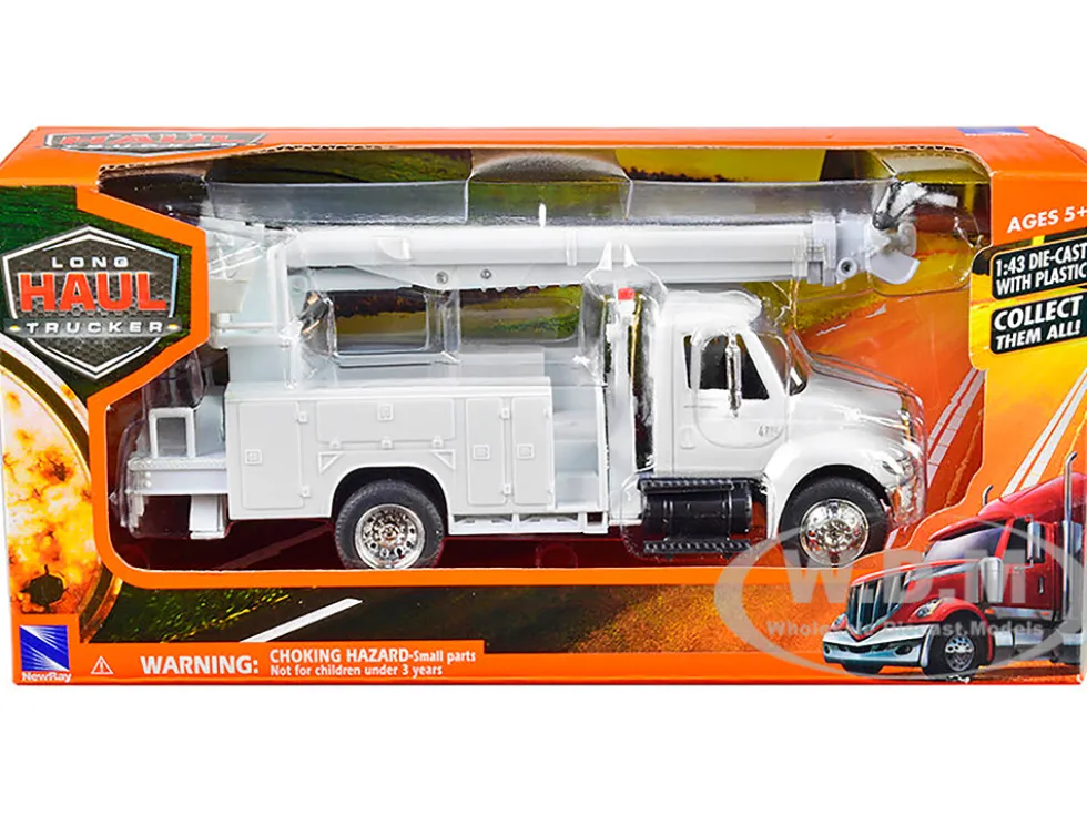 International 4200 Digger Service Truck White Long Haul Trucker Series 1/43 Diecast Model New Ray 15913F