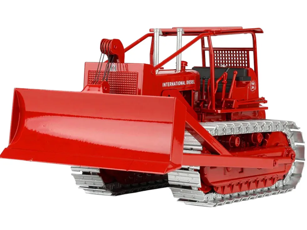 International Harvester TD-24 Crawler with ROPS and Hydraulic Front Blade Red "Classic Series" 1/25 Diecast Model by SpecCast
