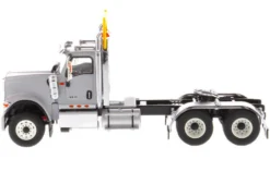 International HX520 Day Cab Tandem Tractor Light Grey 1/50 Diecast Model Diecast Masters 71005