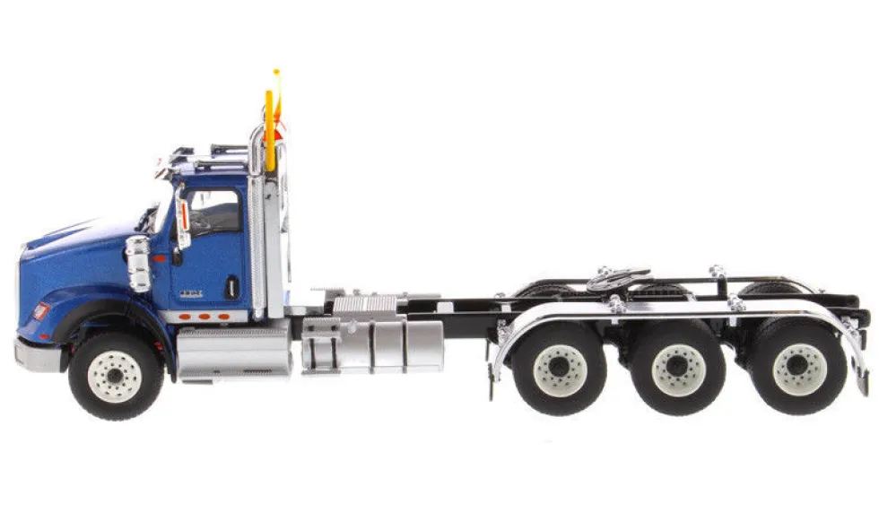 International HX620 Day Cab Tridem Tractor Blue 1/50 Diecast Model Diecast Masters 71010