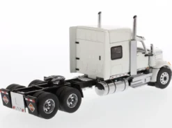 International LoneStar Sleeper Cab Truck Tractor White 1/50 Diecast Model Diecast Masters 71024