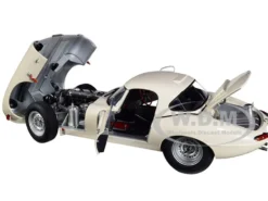 Jaguar Lightweight E Type Roadster RHD Right Hand Drive White 1/18 Model Car Autoart 73649