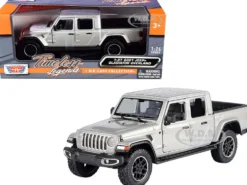 2021 Jeep Gladiator Overland Closed Top Pickup Truck Silver Metallic 1/24 1/27 Diecast Model Car Motormax 79365