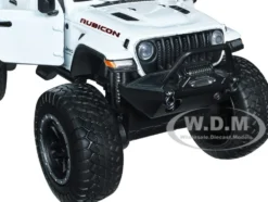 2021 Jeep Gladiator Rubicon Off-Road Pickup Truck White Black Top Off Road Series 1/27 Diecast Model Car Motormax 79145