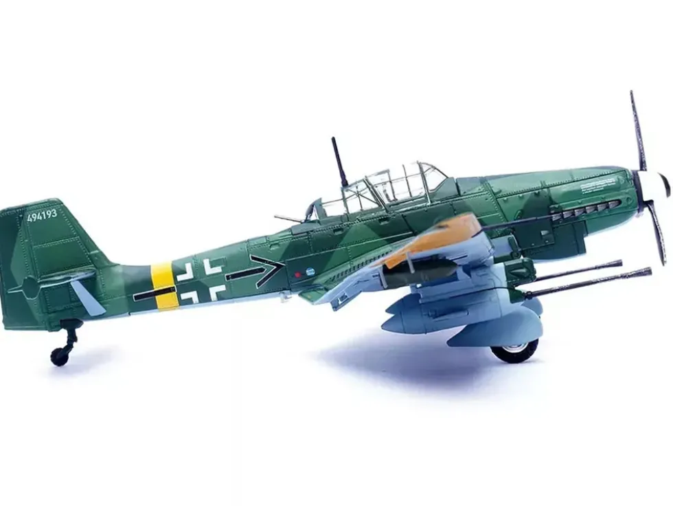 Junkers Ju 87G2 Stuka Bomber Aircraft "10.(Pz)/SG 2 Immelmann, Oberst Hans-Ulrich Rudel, Slovakia" (1944) German Luftwaffe "Wing" Series 1/72 Diecast Model by Panzerkampf
