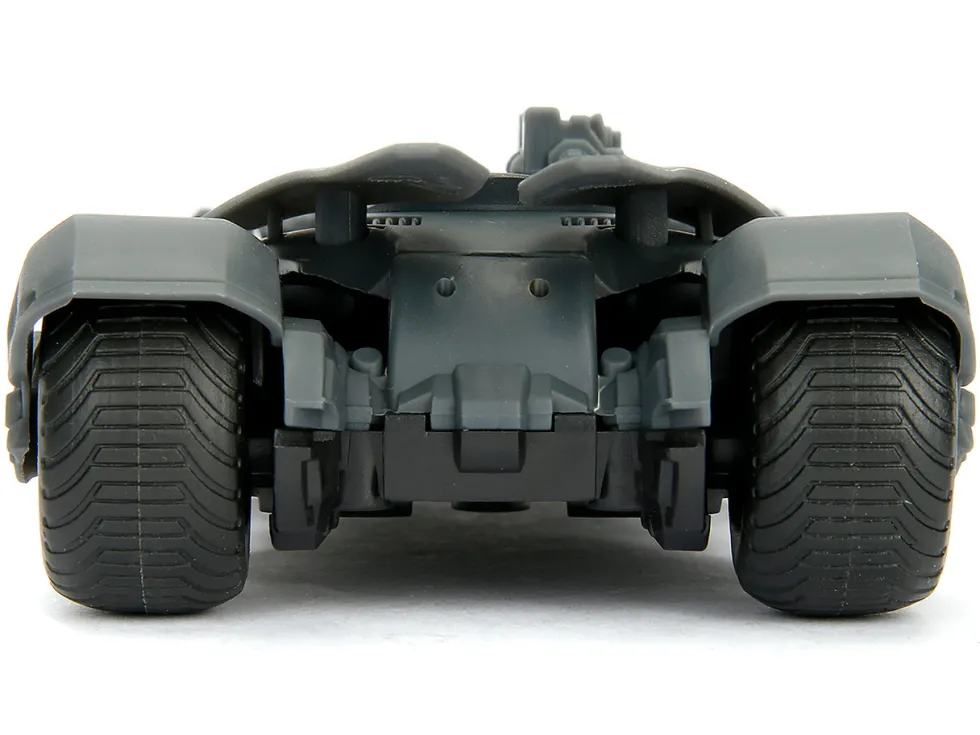 Justice League Movie Batmobile 1/32 Diecast Model Car Jada 99230