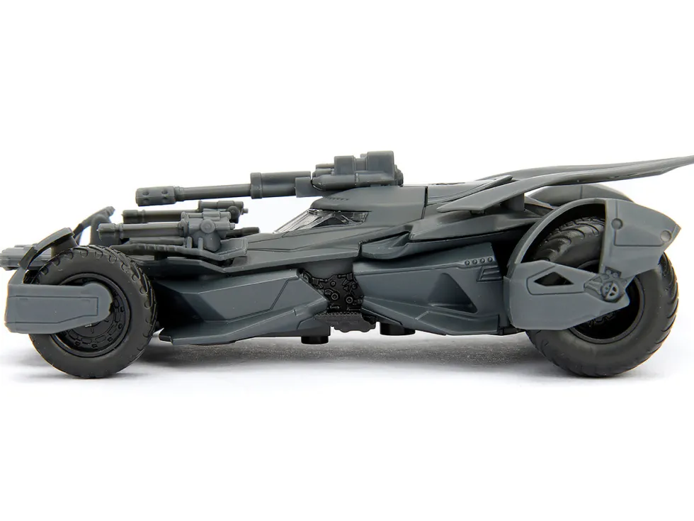 Justice League Movie Batmobile 1/32 Diecast Model Car Jada 99230