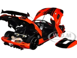 Koenigsegg Agera RS Chili Red Black Accents 1/18 Model Car Autoart 79022