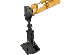 Komatsu PW148-11 Wheel Loader Yellow with Standard and Clamshell Buckets 1/50 Diecast Model by Universal Hobbies