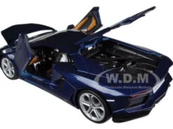 2012 Lamborghini Aventador LP700-4 Blue 1/18 Diecast Car Model Bburago 11033