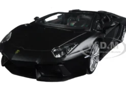 Lamborghini Aventador LP 700-4 Roadster Matt Black 1/24 Diecast Model Car Maisto 31504