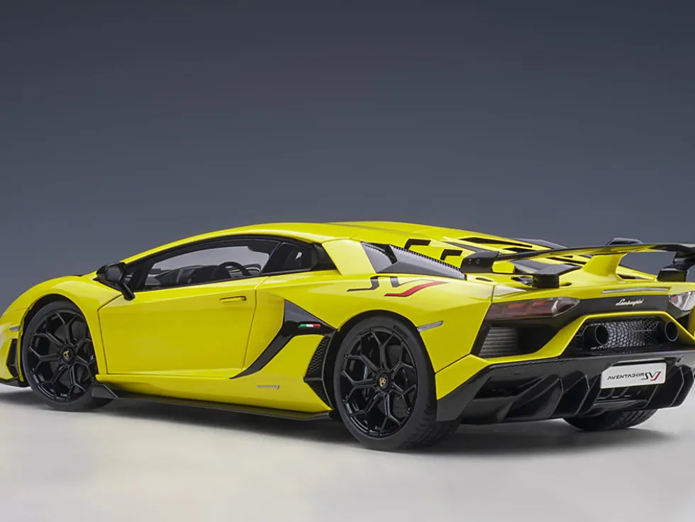 Lamborghini Aventador SVJ Giallo Tenerife Pearl Yellow 1/18 Model Car Autoart 79175