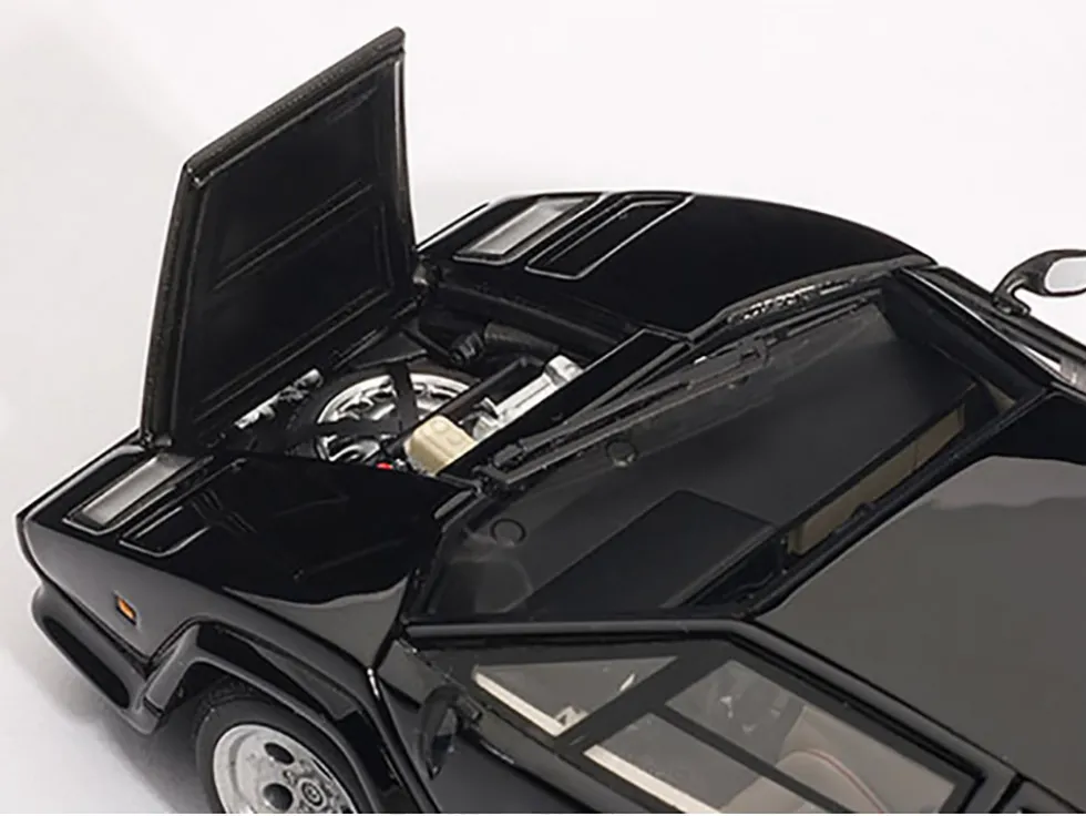 Lamborghini Countach 5000S Black 1/43 Diecast Model Car by Autoart