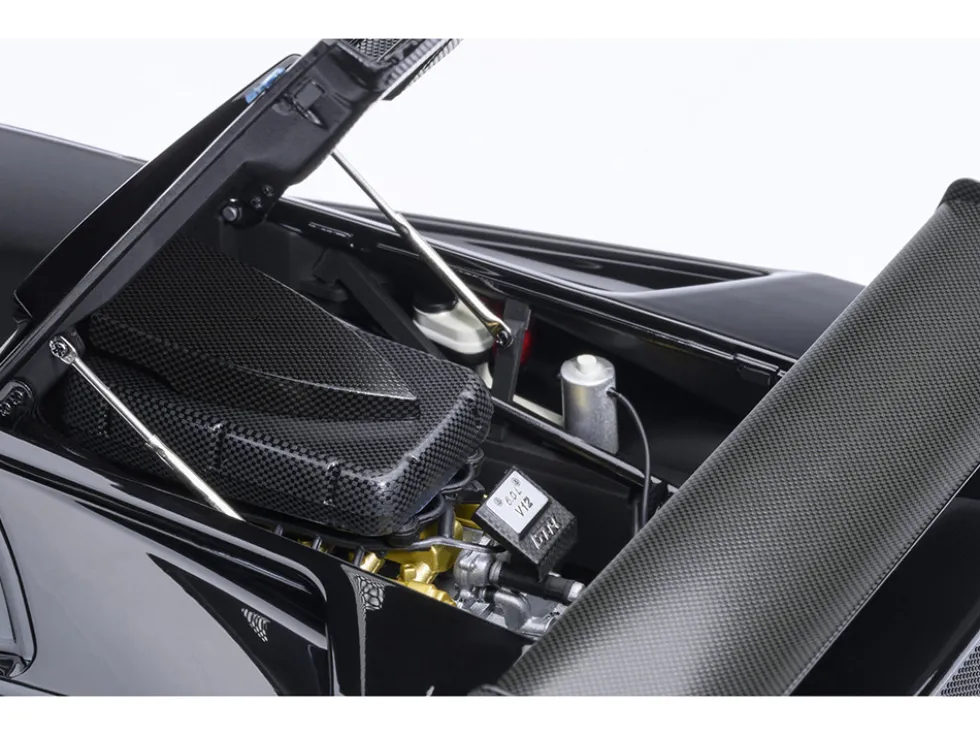 Lamborghini Diablo GTR Deep Black 1/18 Model Car by Autoart