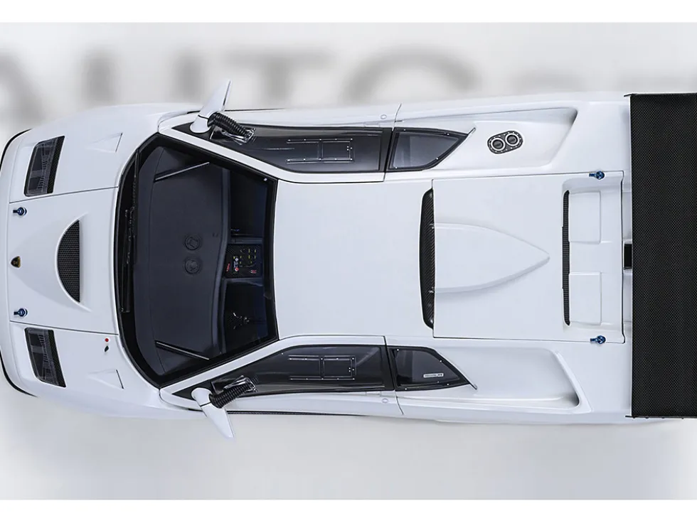 Lamborghini Diablo GTR Impact White 1/18 Model Car by Autoart