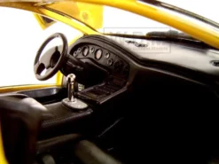Lamborghini Diablo GT Yellow 1/18 Diecast Model Car Motormax 73168