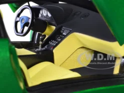 Lamborghini Diablo SE30 Verde Mic/Green Metallic 1/18 Model Car by Autoart