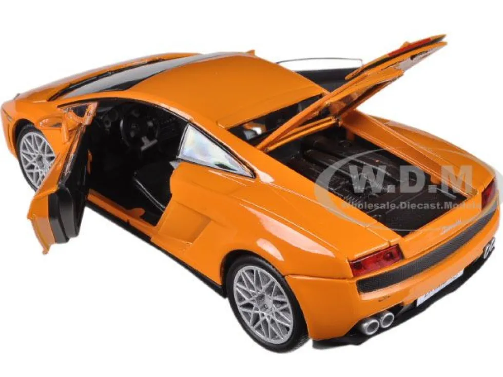 Lamborghini Gallardo LP-560-4 Orange 1/24 Diecast Model Car Motormax 73362