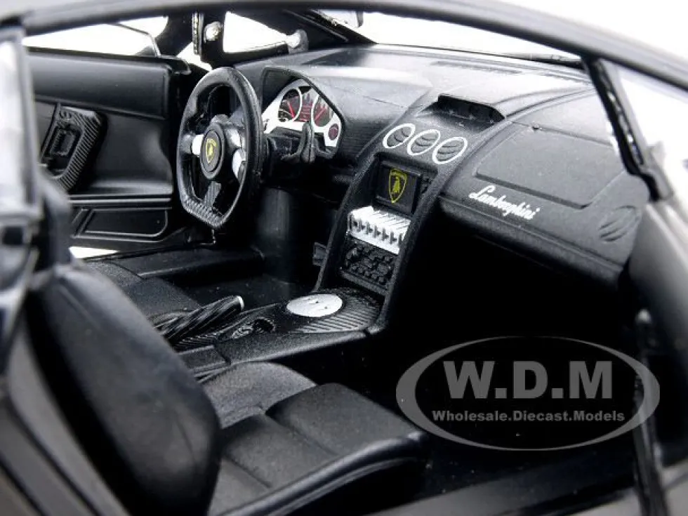 Lamborghini LP 560-4 Black 1/18 Diecast Car Model Motormax 79152