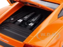 Lamborghini LP 560-4 Orange 1/18 Diecast Car Model Motormax 79152