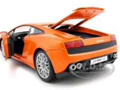 Lamborghini LP 560-4 Orange 1/18 Diecast Car Model Motormax 79152